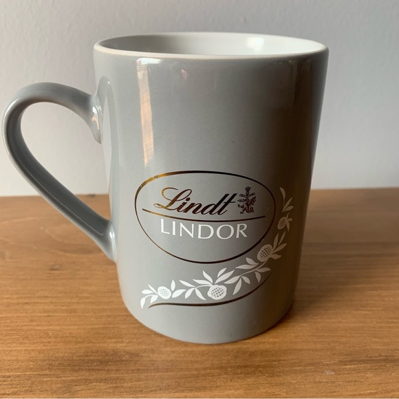 NWOT Lindt Lindor Grey Leaf Embossing Coffee Mug Cup - Picture 8 of 10